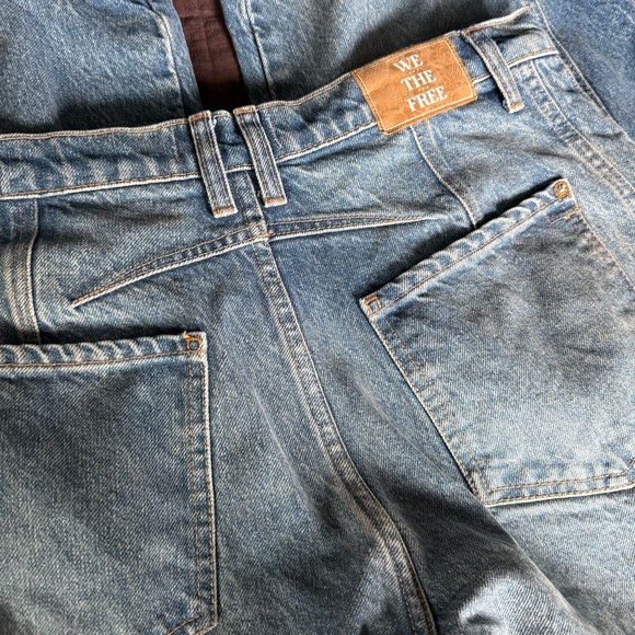 Free People We The Free Good Luck Mid-Rise Barrel Jeans Ultra Light Beam Size 29 - Picture 10 of 10